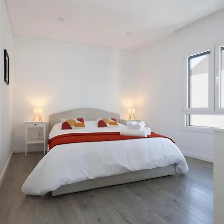 203 Confortavel Em Casa Com Piscina בית אירוח