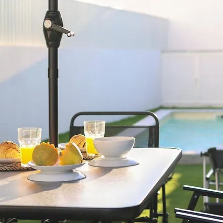 203 Confortavel Em Casa Com Piscina Проживание в семье Фернан-Ферру